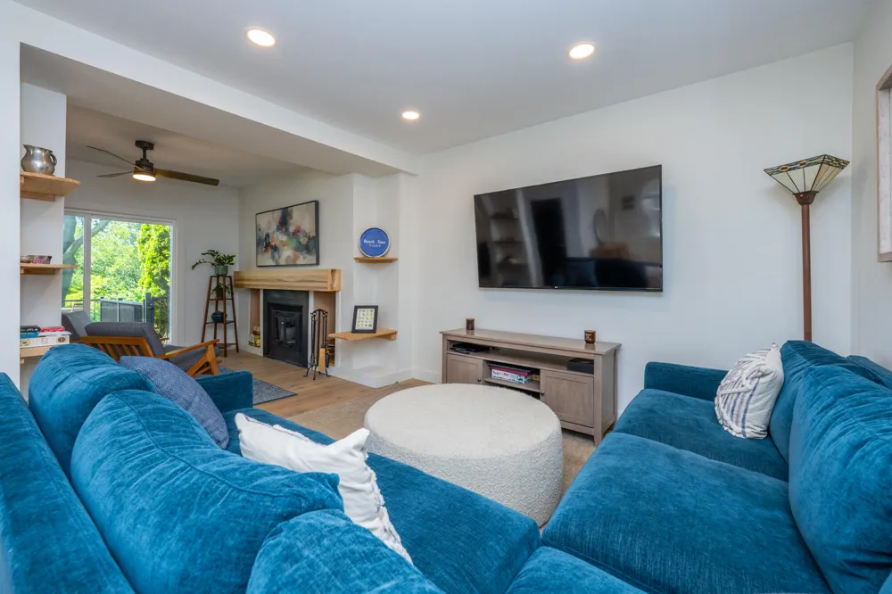 1002 Lake Boulevard St. Joseph, MI 49085