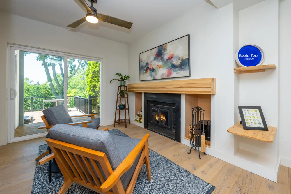 1002 Lake Boulevard St. Joseph, MI 49085