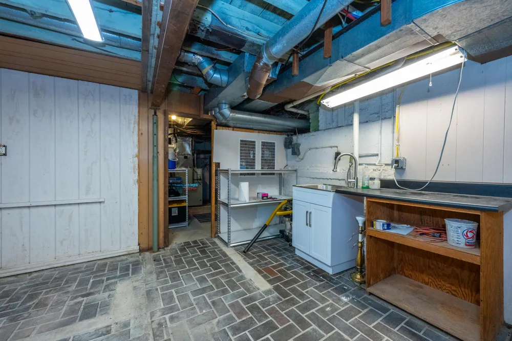 1002 Lake Boulevard St. Joseph, MI 49085