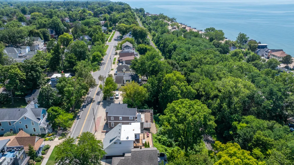 1002 Lake Boulevard St. Joseph, MI 49085