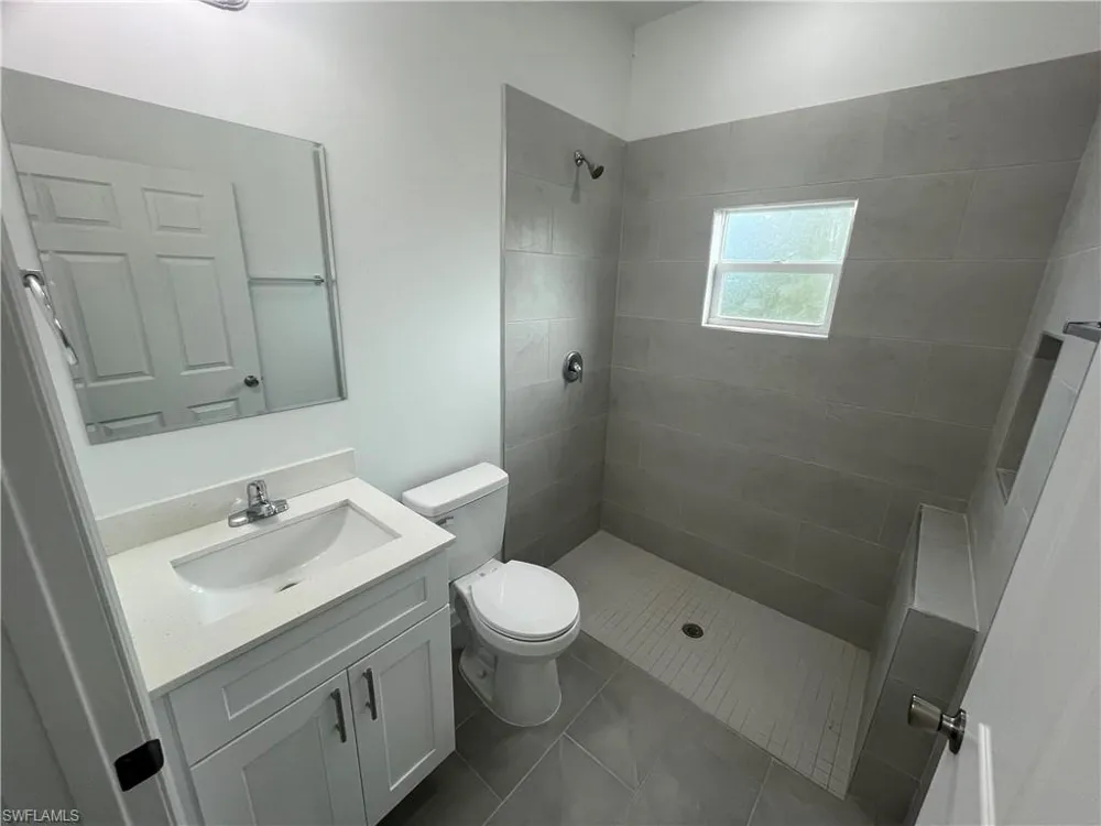 Address Not Shown Alva, FL 33920