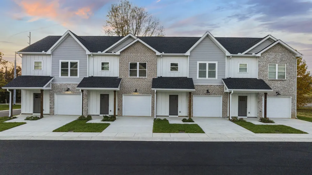 2624 S Main St #14 Springfield, TN 37172