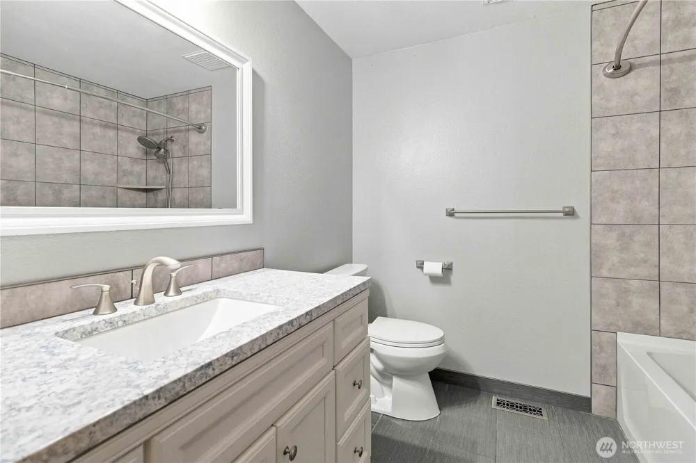 236 Sparks Drive Kelso, WA 98626