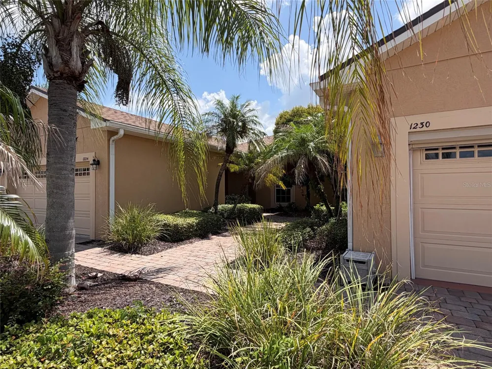 1224 VIENNA SQUARE DRIVE Winter Haven, FL 33884