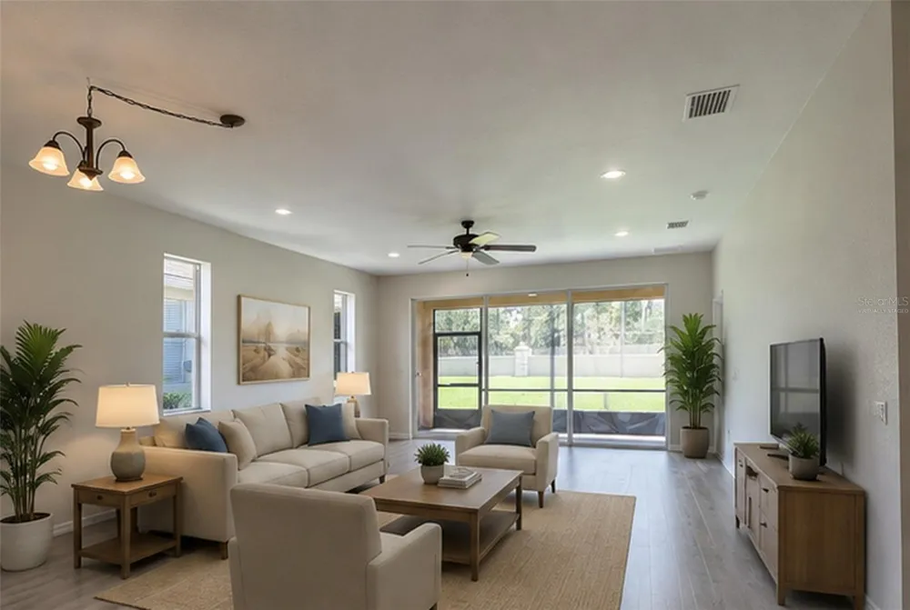 1224 VIENNA SQUARE DRIVE Winter Haven, FL 33884