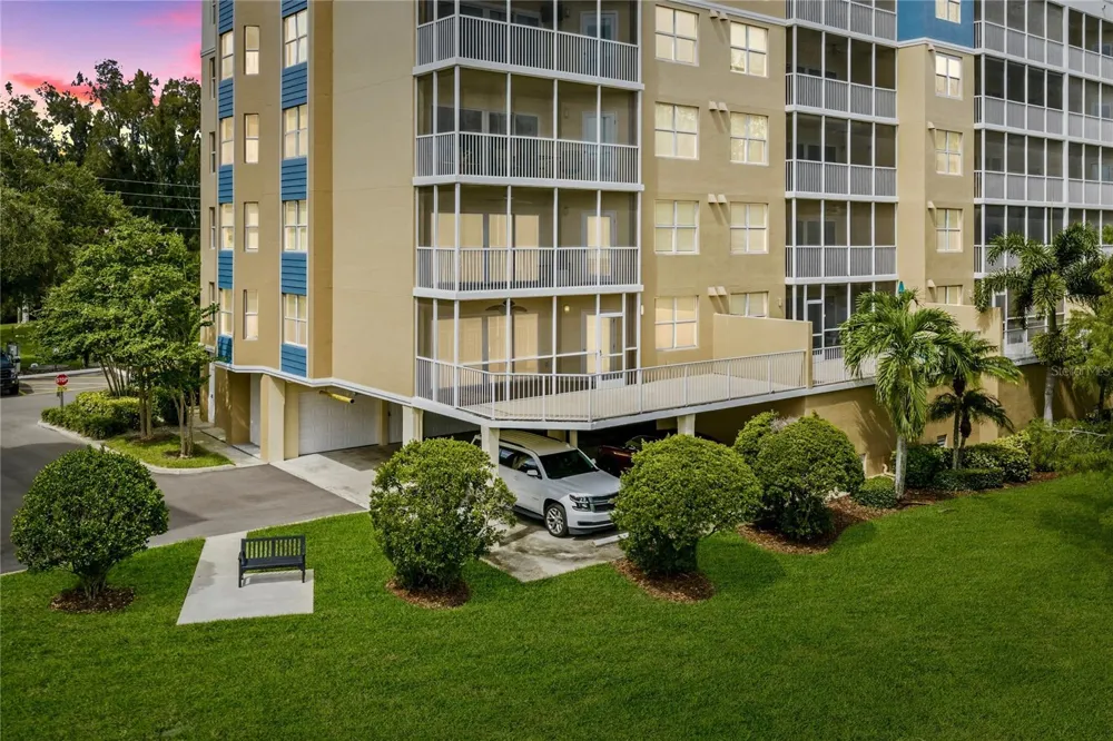 960 STARKEY ROAD #3106 Largo, FL 33771