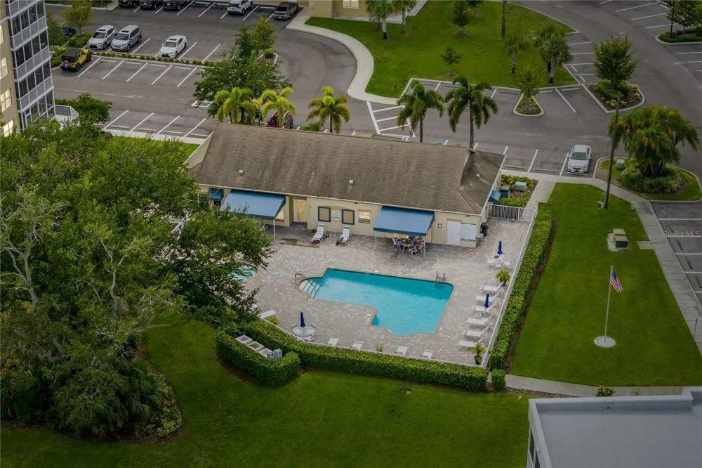 960 STARKEY ROAD #3106 Largo, FL 33771