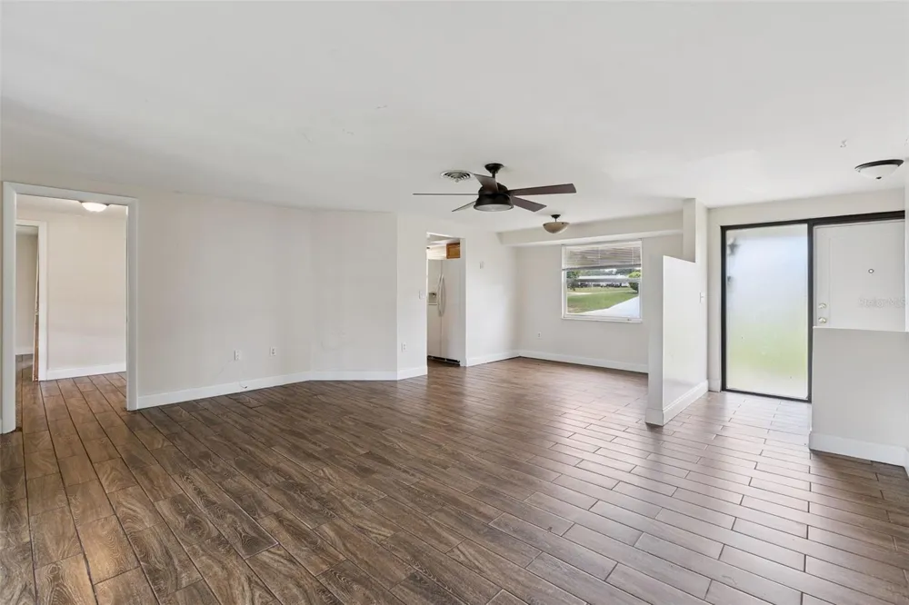 702 WILDABON AVENUE Lake Wales, FL 33853