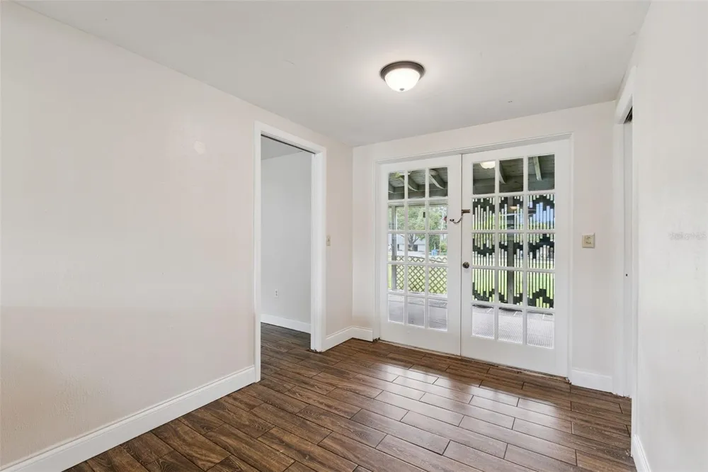 702 WILDABON AVENUE Lake Wales, FL 33853