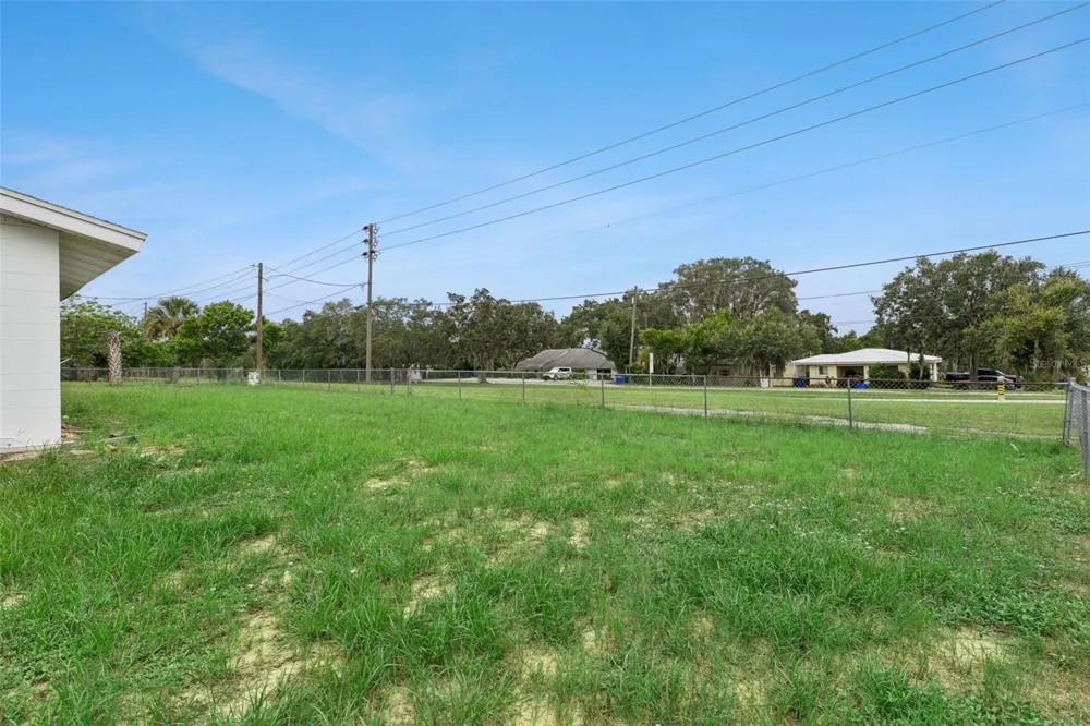 702 WILDABON AVENUE Lake Wales, FL 33853