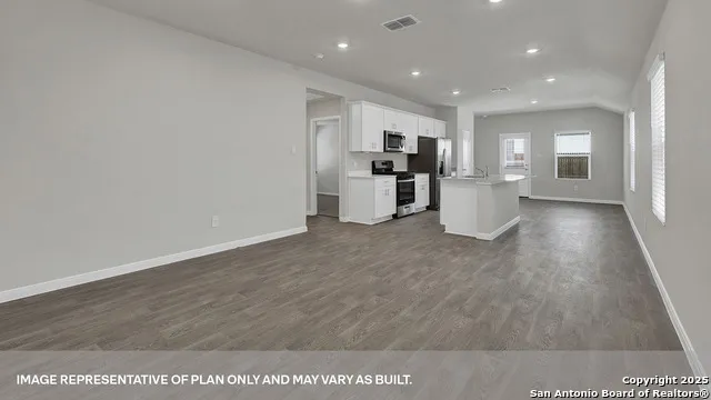 237 Raymondville Path San Marcos, TX 78666