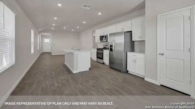 237 Raymondville Path San Marcos, TX 78666