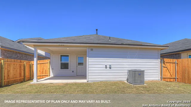 237 Raymondville Path San Marcos, TX 78666