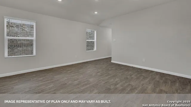 237 Raymondville Path San Marcos, TX 78666
