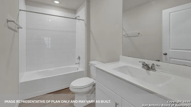 237 Raymondville Path San Marcos, TX 78666