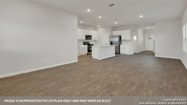 236 Raymondville Path San Marcos, TX 78666