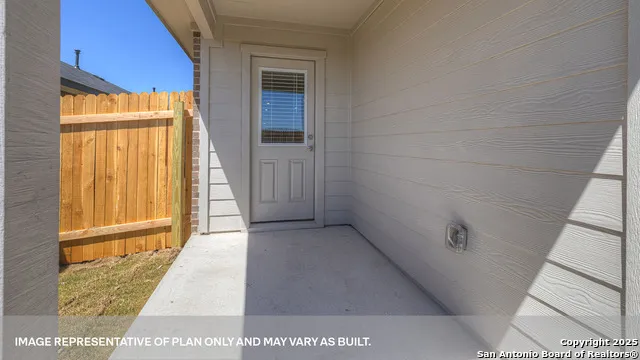 233 Raymondville Path San Marcos, TX 78666