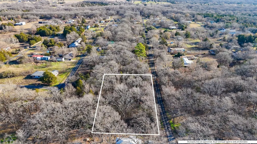 NW CR 3323 Frost, TX 76641