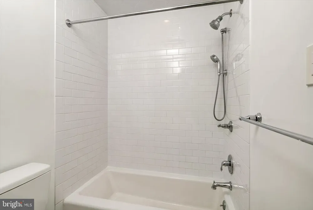 1 HIDDEN ACRES DRIVE Voorhees, NJ 08043
