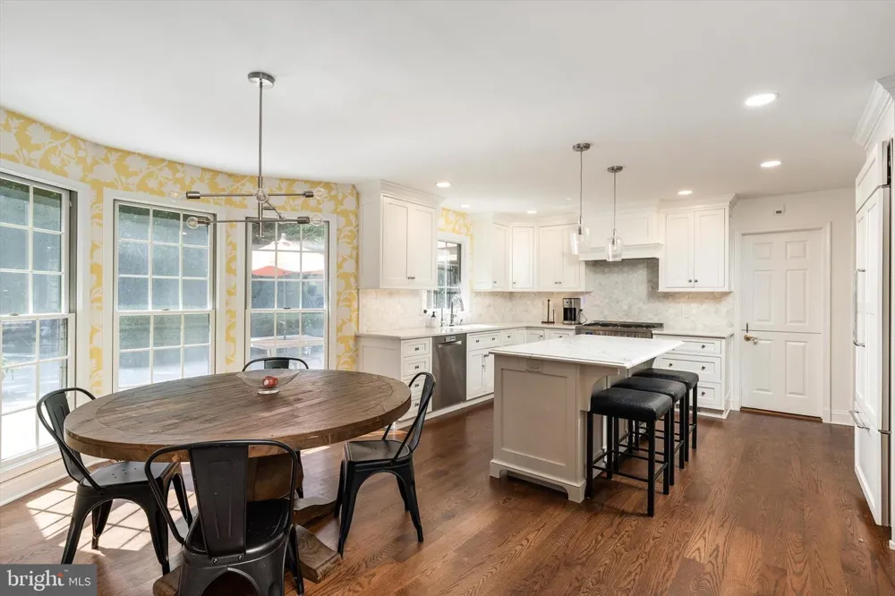 1 HIDDEN ACRES DRIVE Voorhees, NJ 08043