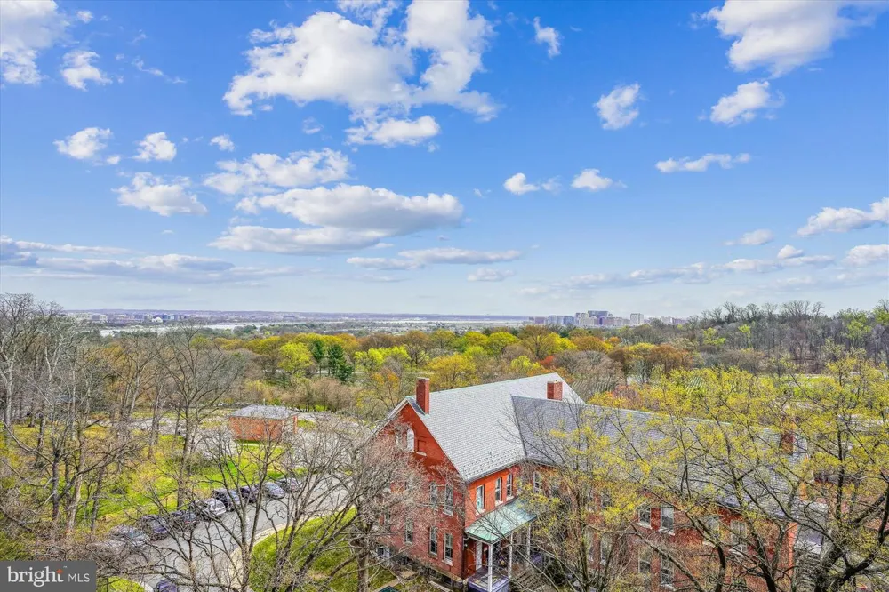 1510 12TH STREET #703 Arlington, VA 22209