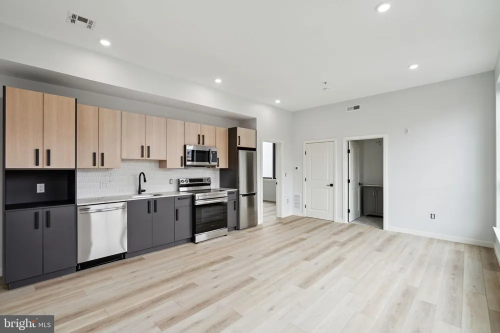 1112 E BERKS STREET #405 Philadelphia, PA 19125