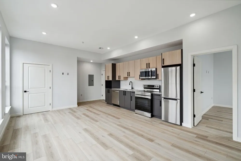 1112 E BERKS STREET #405 Philadelphia, PA 19125