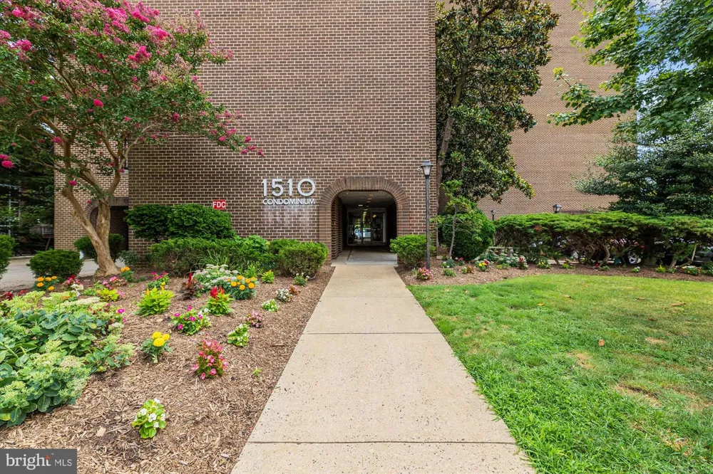 1510 12TH STREET #703 Arlington, VA 22209
