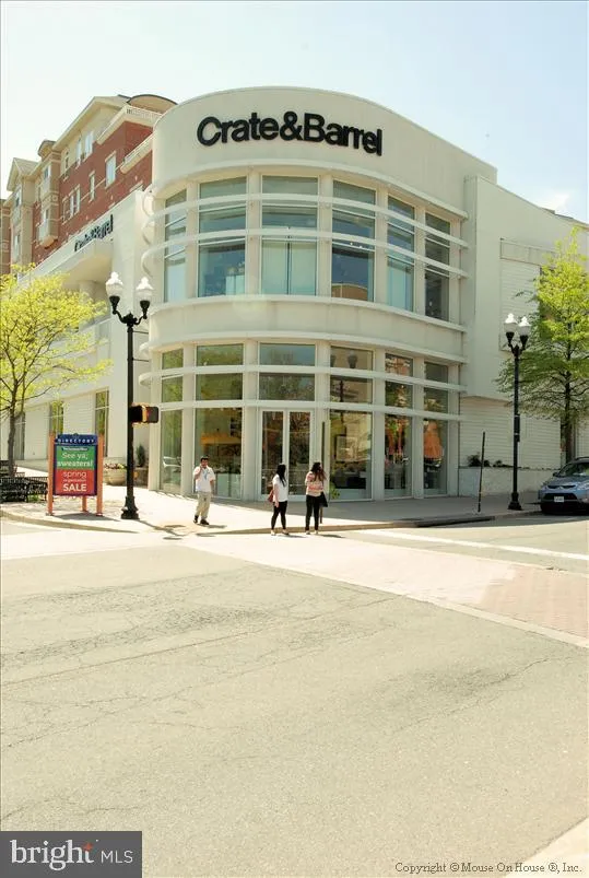 1510 12TH STREET #703 Arlington, VA 22209