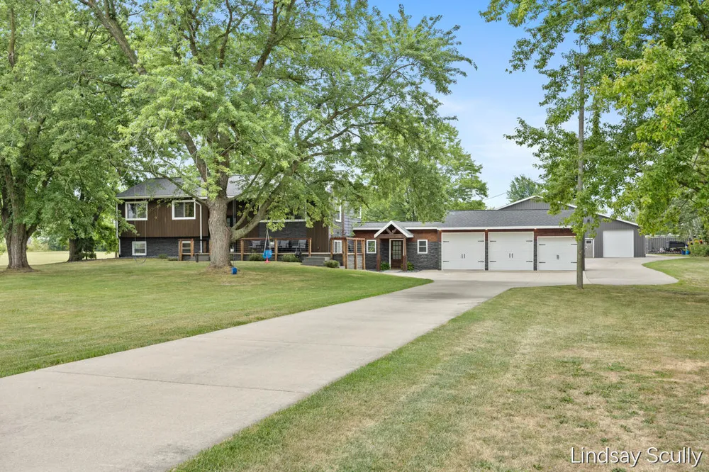 3128 Greenly Street Hudsonville, MI 49426