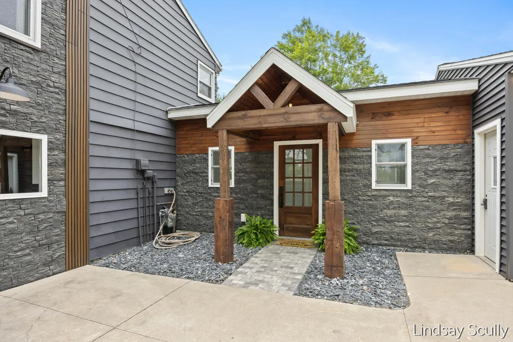 3128 Greenly Street Hudsonville, MI 49426
