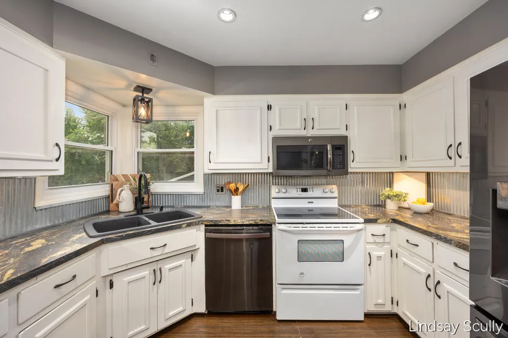 3128 Greenly Street Hudsonville, MI 49426