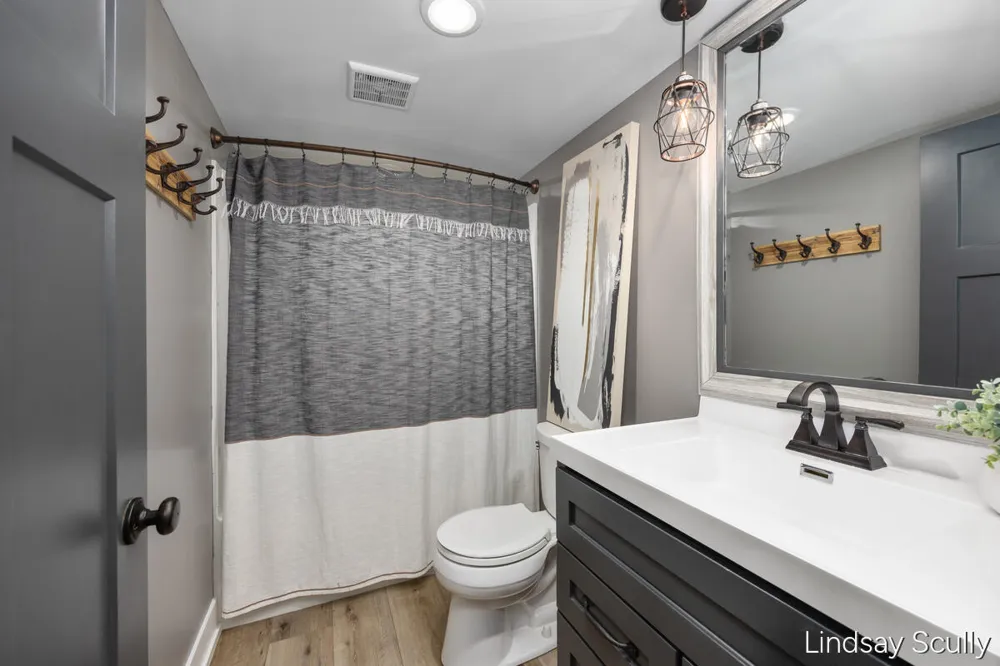 3128 Greenly Street Hudsonville, MI 49426