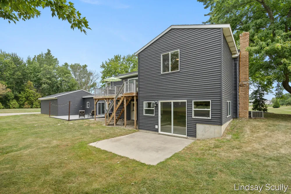 3128 Greenly Street Hudsonville, MI 49426