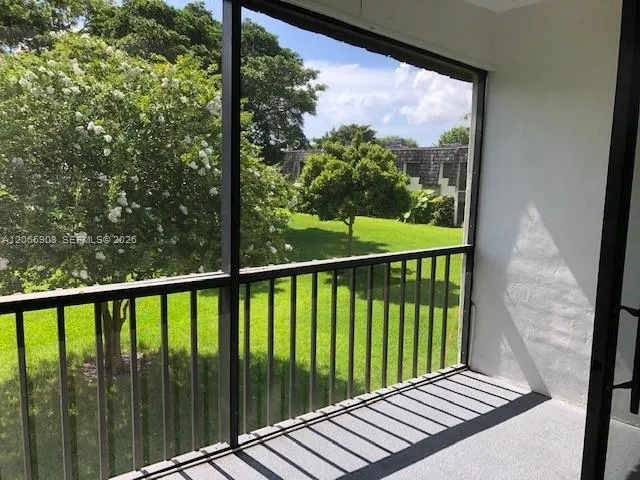 3119 Oakland Shores Dr #C207 Oakland Park, FL 33309