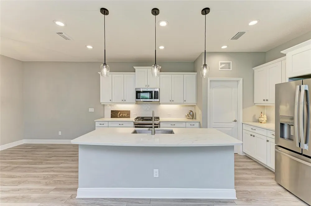 2802 BUTTERFLY JASMINE TRAIL Sarasota, FL 34240