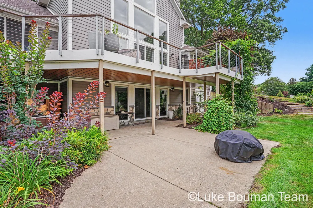 46 Counts Cove Court Park Township, MI 49424