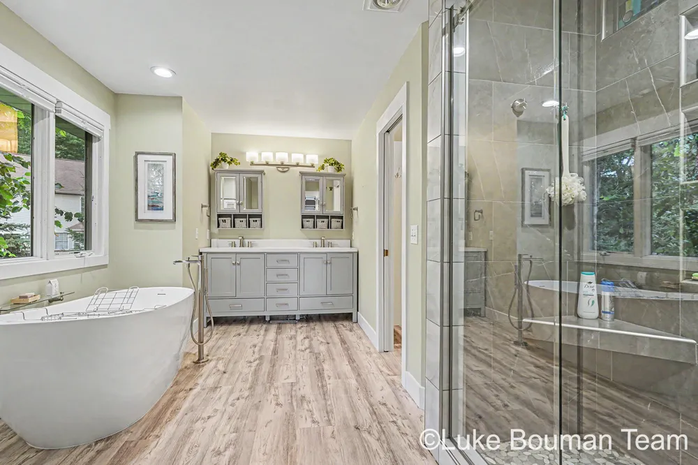 46 Counts Cove Court Park Township, MI 49424