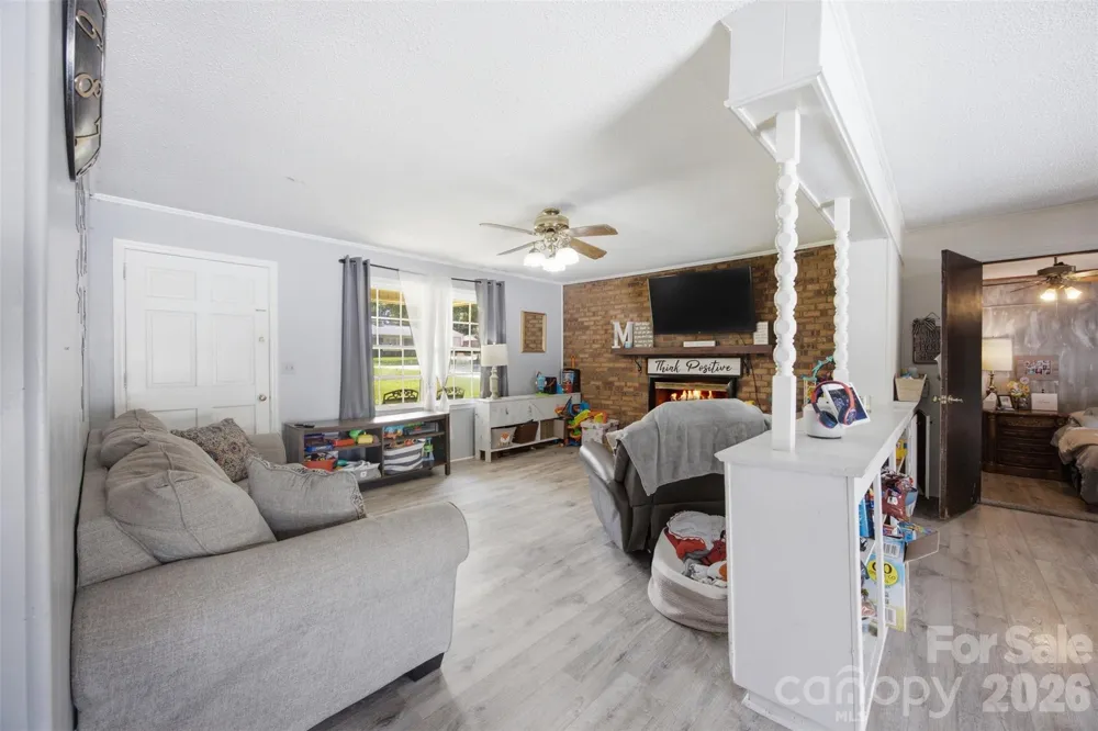 302 Charlotte Street Alexis, NC 28006