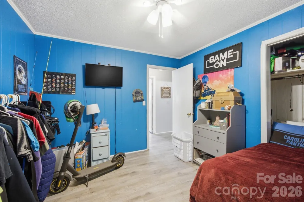 302 Charlotte Street Alexis, NC 28006