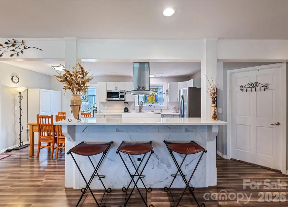 2906 Jonathan Creek Road Waynesville, NC 28785