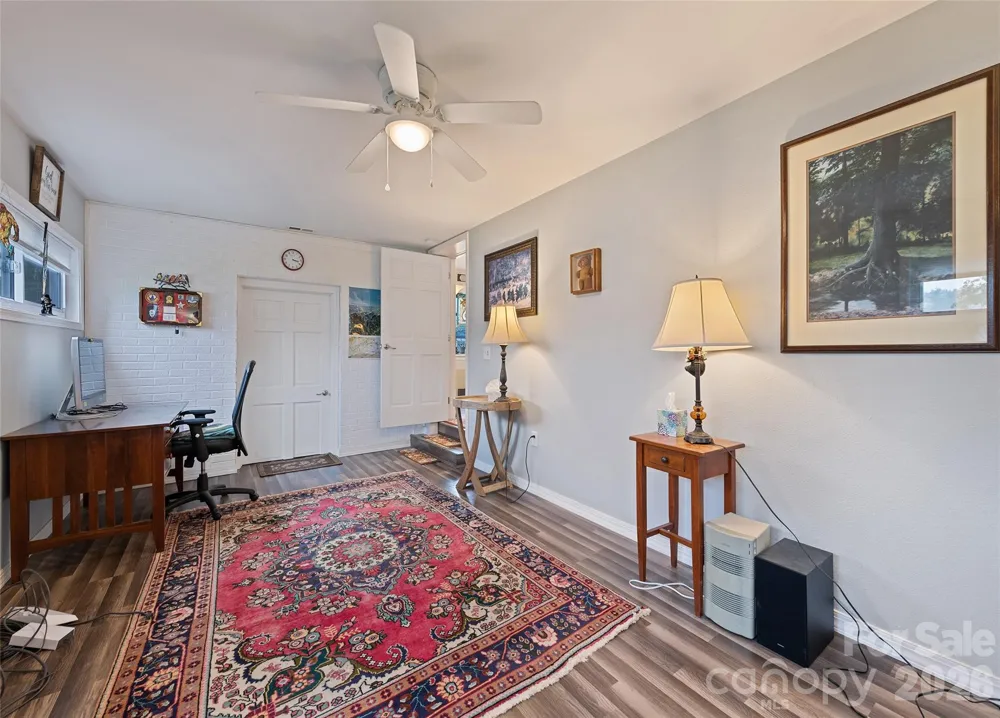 2906 Jonathan Creek Road Waynesville, NC 28785