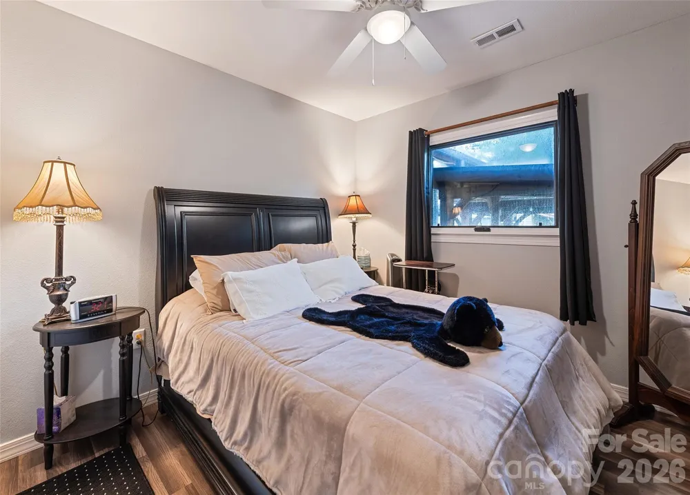 2906 Jonathan Creek Road Waynesville, NC 28785