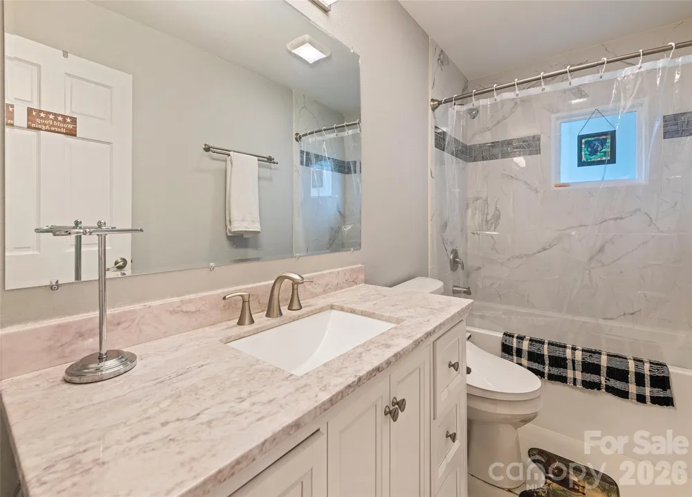 2906 Jonathan Creek Road Waynesville, NC 28785