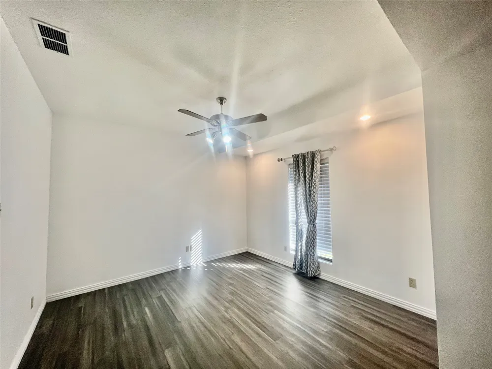 702 Mount Vernon Drive Richardson, TX 75081