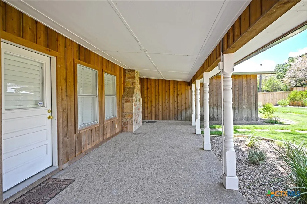 2221 Gruene Road New Braunfels, TX 78130