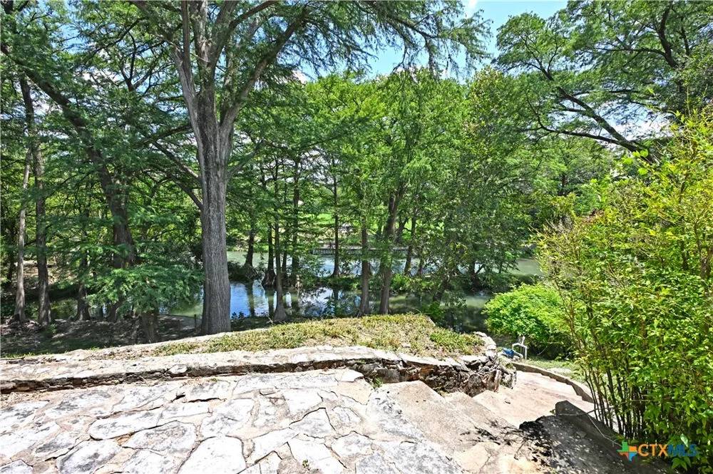 2221 Gruene Road New Braunfels, TX 78130