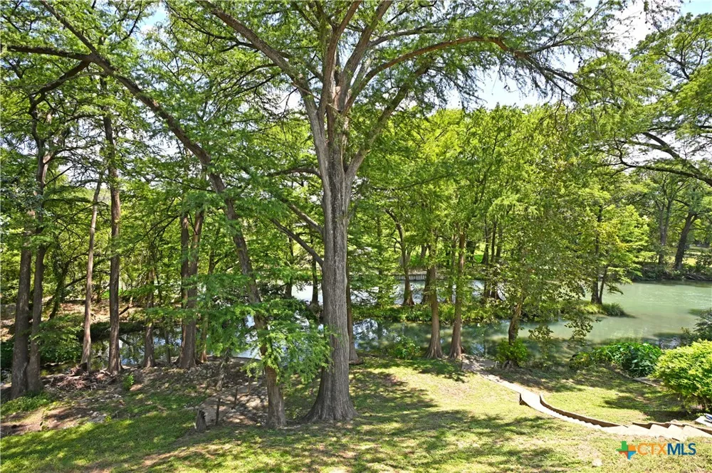 2221 Gruene Road New Braunfels, TX 78130