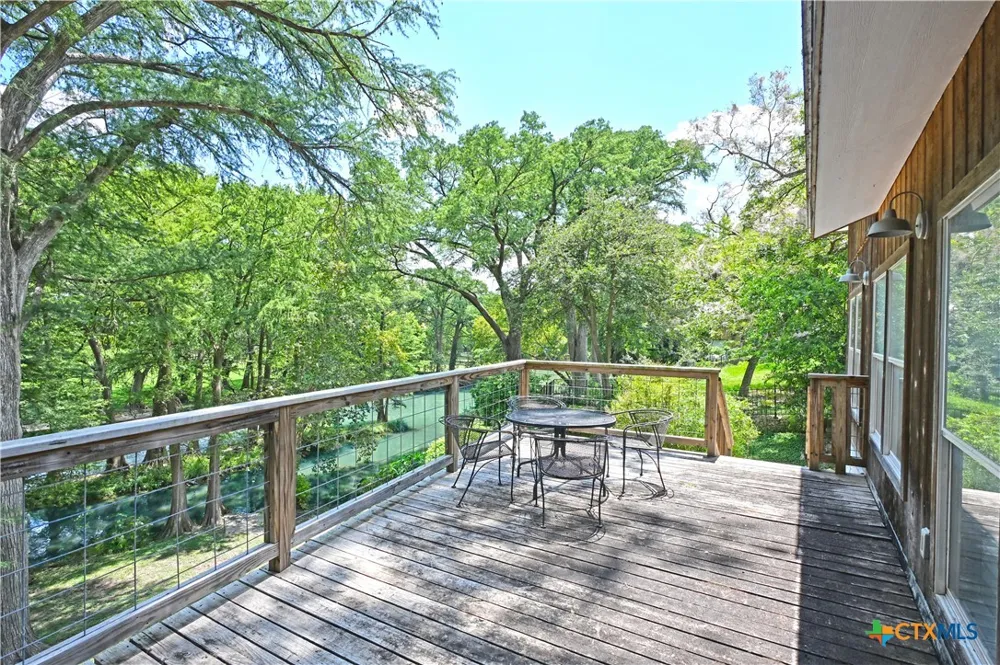 2221 Gruene Road New Braunfels, TX 78130
