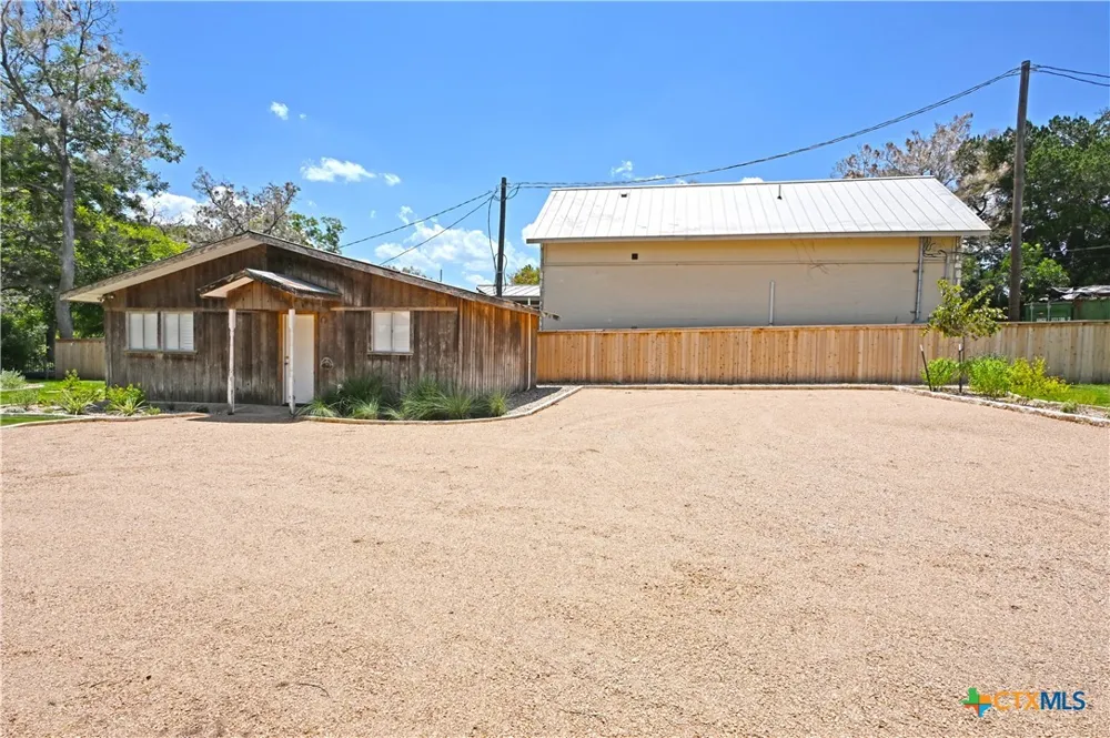 2221 Gruene Road New Braunfels, TX 78130